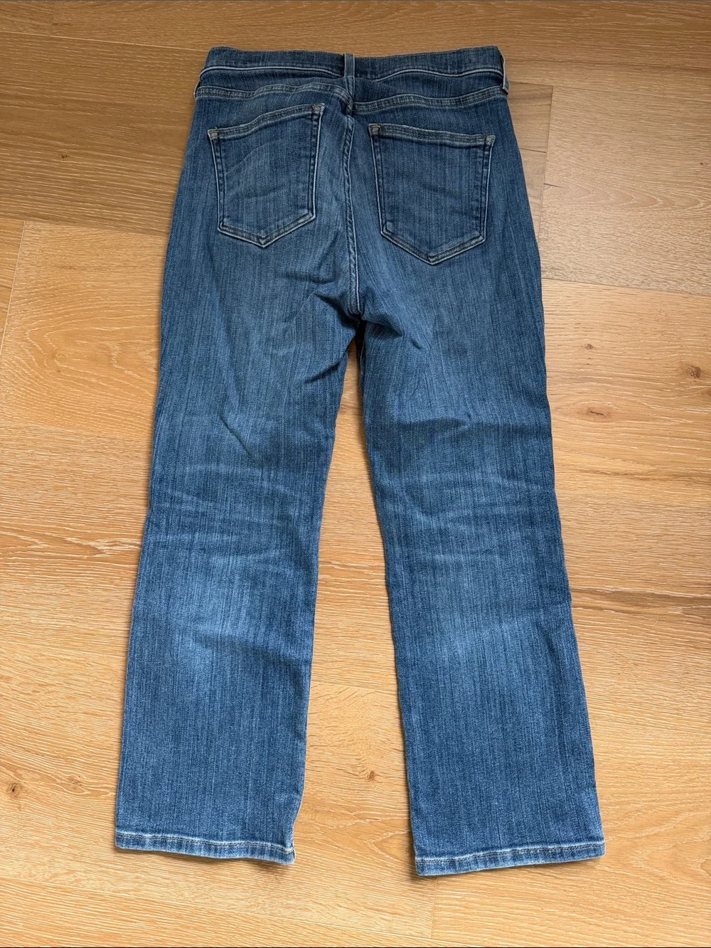 Classic Straight-Leg Women's Jeans - Blue